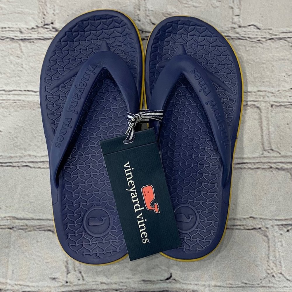 New Boys Vineyard Vines Tech Flip Flops Blue